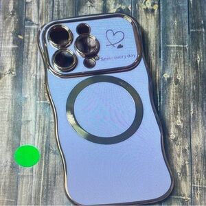 Purple Phone Case with Heart Design iPhone 14 Pro